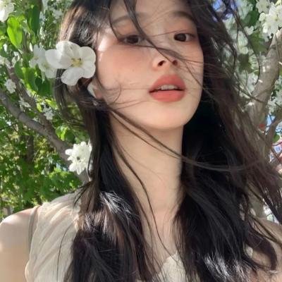 穿到饥荒年，我靠绑定挨骂系统顿顿吃肉